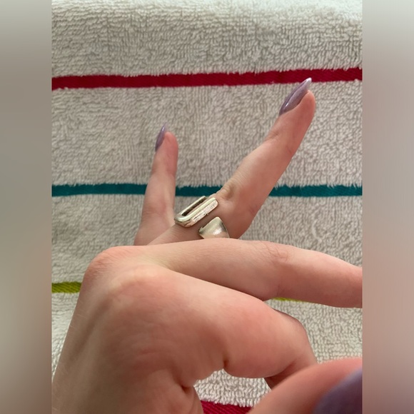 Antique Style Initial Ring - Picture 6 of 10